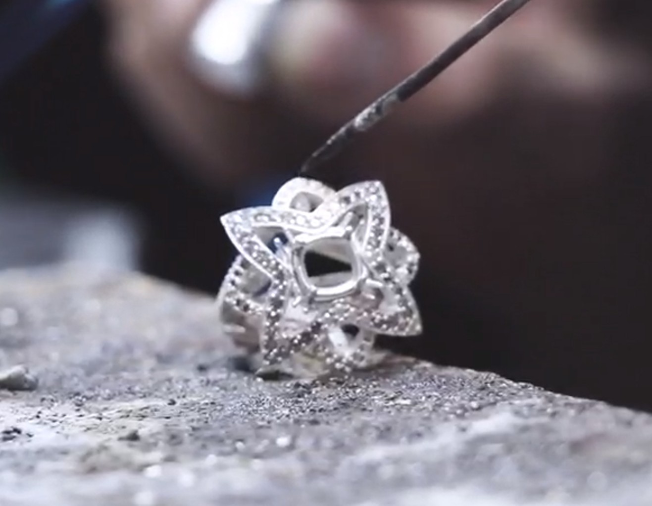 شروع هر داستان...